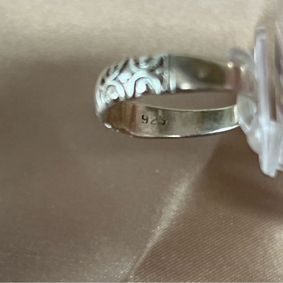 Sterling Silver 925 Engraved Scroll Work Ring Band Size 8.5 Dainty Boho Style - Picture 8 of 14
